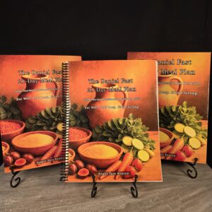 The Daniel Fast 21-Day Meal Plan: Simple Plant-Based Nourishment for Mind, Body, & Spirit Eat Well. Pray Deep. Stand Strong.